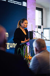Judith Gerlach: "Die KZVB ist seit 75 Jahren ein Garant für wohnortnahe und qualitativ hochwertige zahnmedizinische Versorgung."